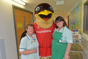 Dawn Hammerton and Lisa Newham with Swifty