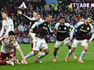 Supporting image for story: Aston Villa 2 Arsenal 1: Emi Buendia scores last-kick winner