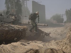 Supporting image for story: Israeli soldier killed during cross-border fire with Hezbollah