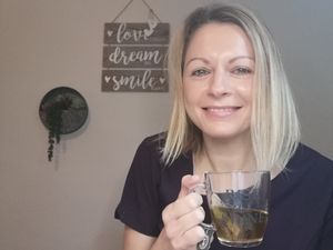 Supporting image for story: Shrewsbury beauty therapist enjoys online success 