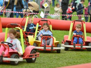 Supporting image for story: Families fill Shrewsbury's Quarry for fun-filled kids festival