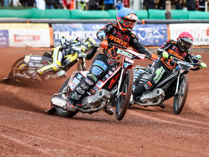 Supporting image for story: Jacob Thorssell injury shock at Wolverhampton Wolves