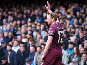 Manchester City’s Kevin De Bruyne acknowledges the fans at Everton