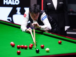 Supporting image for story: Zhao Xintong leads Mark Williams 11-6 after day one of World Championship final