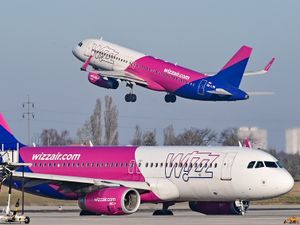 Supporting image for story: How late is your plane? Airline that operates European routes from Birmingham named UK's worst for delays