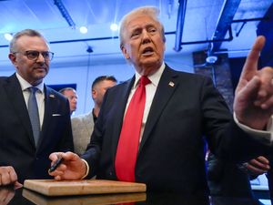 Supporting image for story: Trump demands immediate release of October 7 hostages