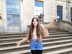 Supporting image for story: Girl, 15, who died of meningitis ‘failed’ by ambulance service, inquest hears