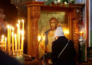 Stunning images show Serbian Orthodox Christians gathering to celebrate the birth of Jesus Christ at the Serbian Orthodox Church of the Holy Prince Lazar, in Bournville, Birmingham. January 7, 2026. 