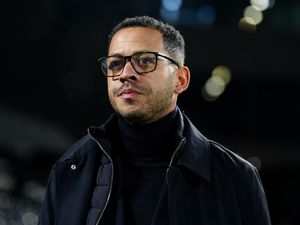 Supporting image for story: Liam Rosenior plays down big-game talk ahead of Chelsea’s cup clash with Arsenal