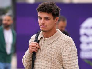 Supporting image for story: He should start doing comedy – Norris laughs off Verstappen car switch comments