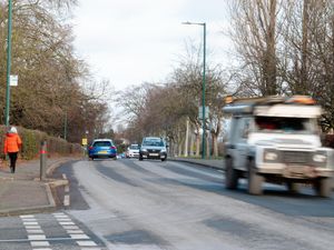 Supporting image for story: Fresh meeting to update concerned residents over 'dangerous' Shrewsbury school zone