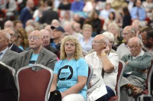 Crowds at the Brexit Party West Midlands conference
