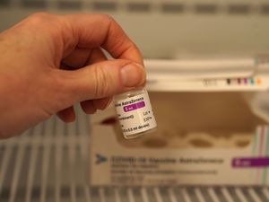 Supporting image for story: Oxford transmission data ‘will help us out of pandemic’, Hancock says