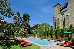 The Hotel de la Cité's stunning swimming pool