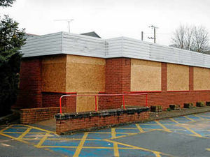 Supporting image for story: Jobs lost as two more Little Chefs are shut