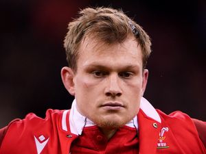 Supporting image for story: Wales centre Nick Tompkins admits current poor form is ‘devastating’
