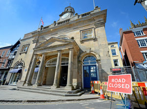 Supporting image for story: Quick repair vow after historic Ludlow building hit by lorry