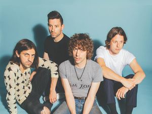 Supporting image for story: Razorlight to play Birmingham