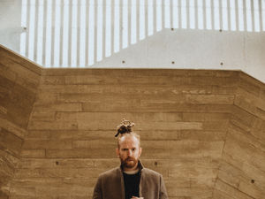 Supporting image for story: Midlands dates for singer-songwriter