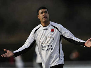 Supporting image for story: Sky's Chris Kamara in unbelievable return with Welshpool Town