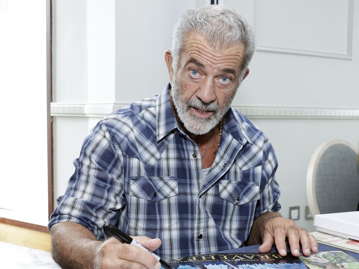 Mel Gibson becomes emotional as he recalls ‘joy’ of making Braveheart Mel Gibson becomes emotional as he recalls ‘joy’ of making Braveheart