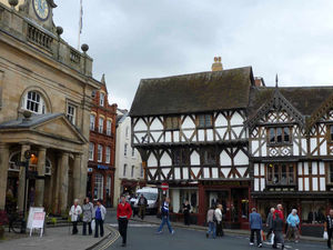 Supporting image for story: Safety fears raised on walking at night in Ludlow