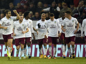 Supporting image for story: Paul Lambert: Joe Cole ran the show for Villa