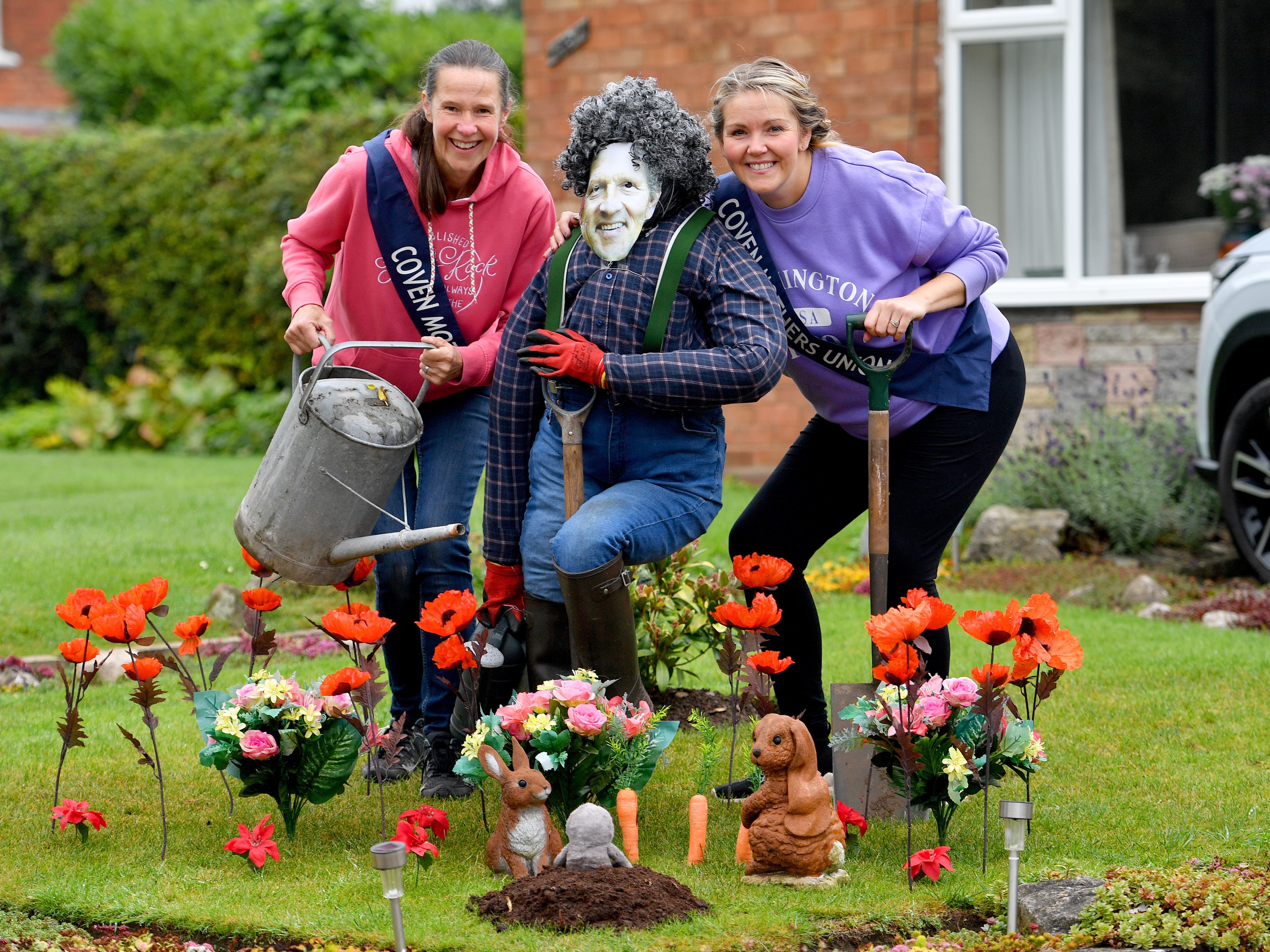 Supporting image for story: Straw characters line the streets of Coven in return of popular scarecrow festival