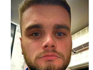 Supporting image for story: Castlefields close the gap on the Bayley boys at top