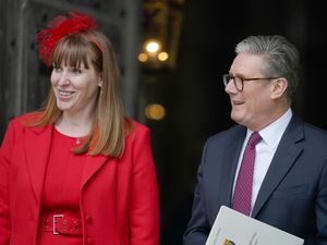 Supporting image for story: Sir Keir Starmer says former deputy Angela Rayner will return to Cabinet