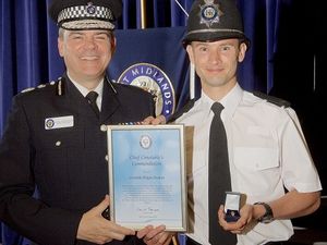 Supporting image for story: Brave Pc injured as he tackled man with 9in knife