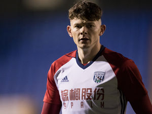 Supporting image for story: West Brom winger Oliver Burke not in Alan Pardew's starting plans yet