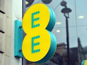 Supporting image for story: EE launches new subscription service to combat scam calls