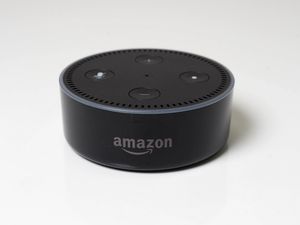 Supporting image for story: Amazon's Alexa can now link to your iCloud calendar