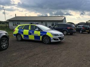 Supporting image for story: Microlight safety probe after Shifnal death crash 