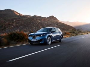 Supporting image for story: BMW kicks off Neue Klasse with electric iX3