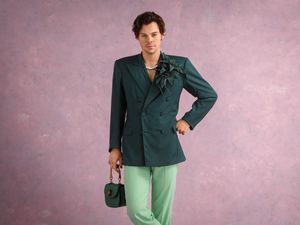 Supporting image for story: Harry Styles returns to Madame Tussauds in seven of his most glamorous garbs