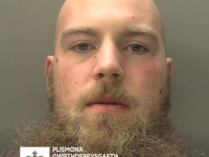 Supporting image for story: Man to be sentenced for attacking officers with hatchet outside police station