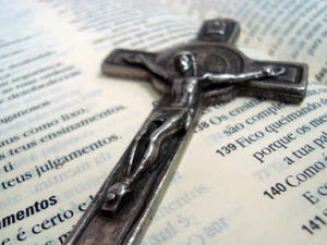 Supporting image for story: Few choose their religion