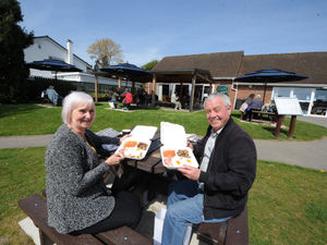 Supporting image for story: Relief as Welsh hospitality finally allowed to serve customers at tables again