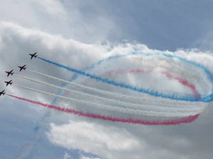 Supporting image for story: Thousands to descend on Welshpool air show