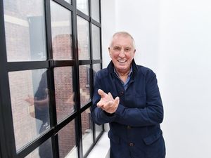 Supporting image for story: Johnnie Walker to be remembered as ‘one of the radio greats’ on tribute show