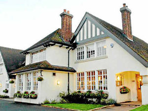 Supporting image for story: The Fox, Chetwynd Aston