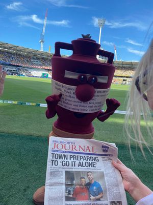 Jill's picture as she watches the cricket in Brisbane