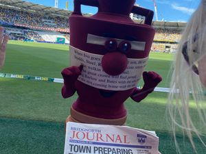 Supporting image for story: Owzat! Local Shropshire newspaper goes down under