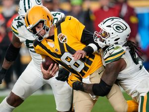 Supporting image for story: Aaron Rodgers upstaged by Jordan Love as Green Bay Packers beat Pittsburgh