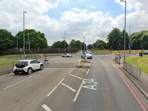 Supporting image for story: Drivers warned of broken traffic lights at busy Walsall junction