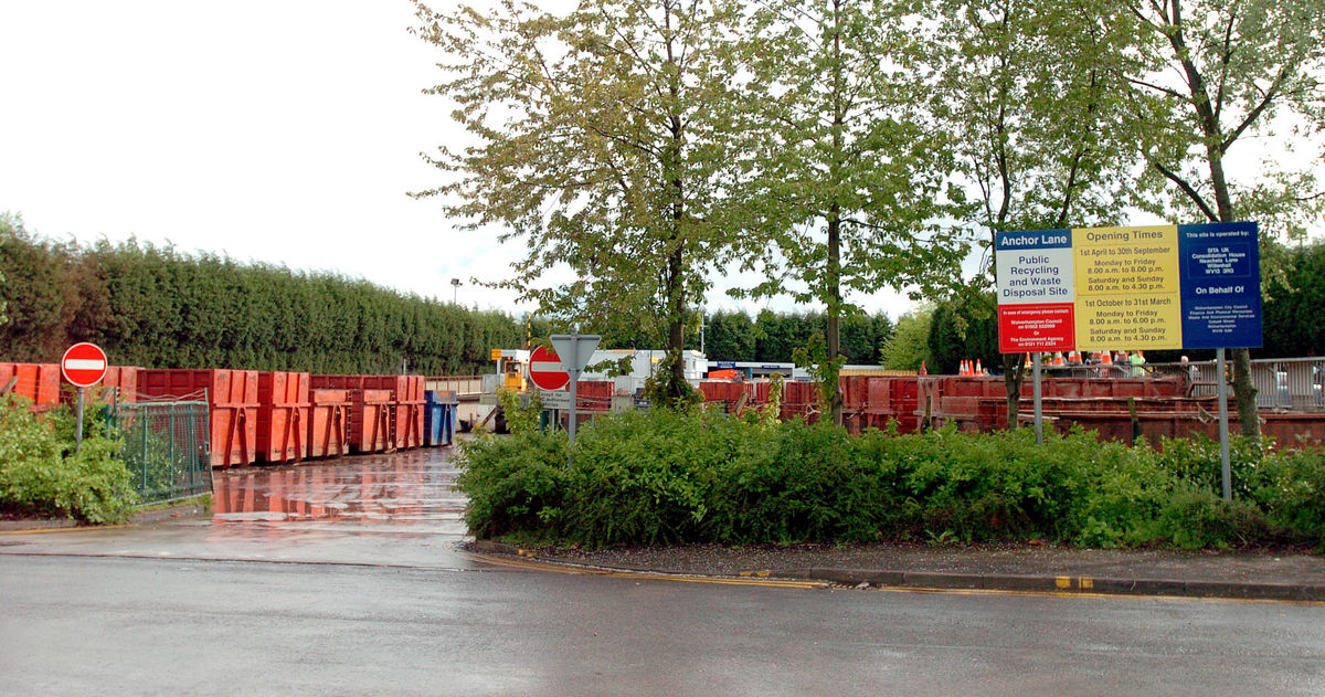 'Pop-up tips are poor value for money': Dudley MP calls for new deal with Wolverhampton Council to share its tip