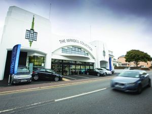 Supporting image for story: F1 star Nigel Mansell’s dealership cuts ties with Mitsubishi and Hyundai