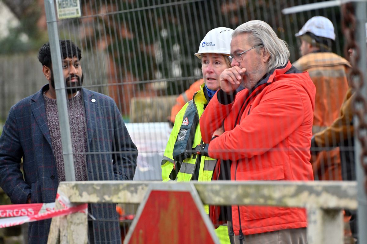 People offered us Christmas dinner: Canal boat owner caught up in Whitchurch catastrophe hails generosity of strangers as fundraiser tops &pound;85k